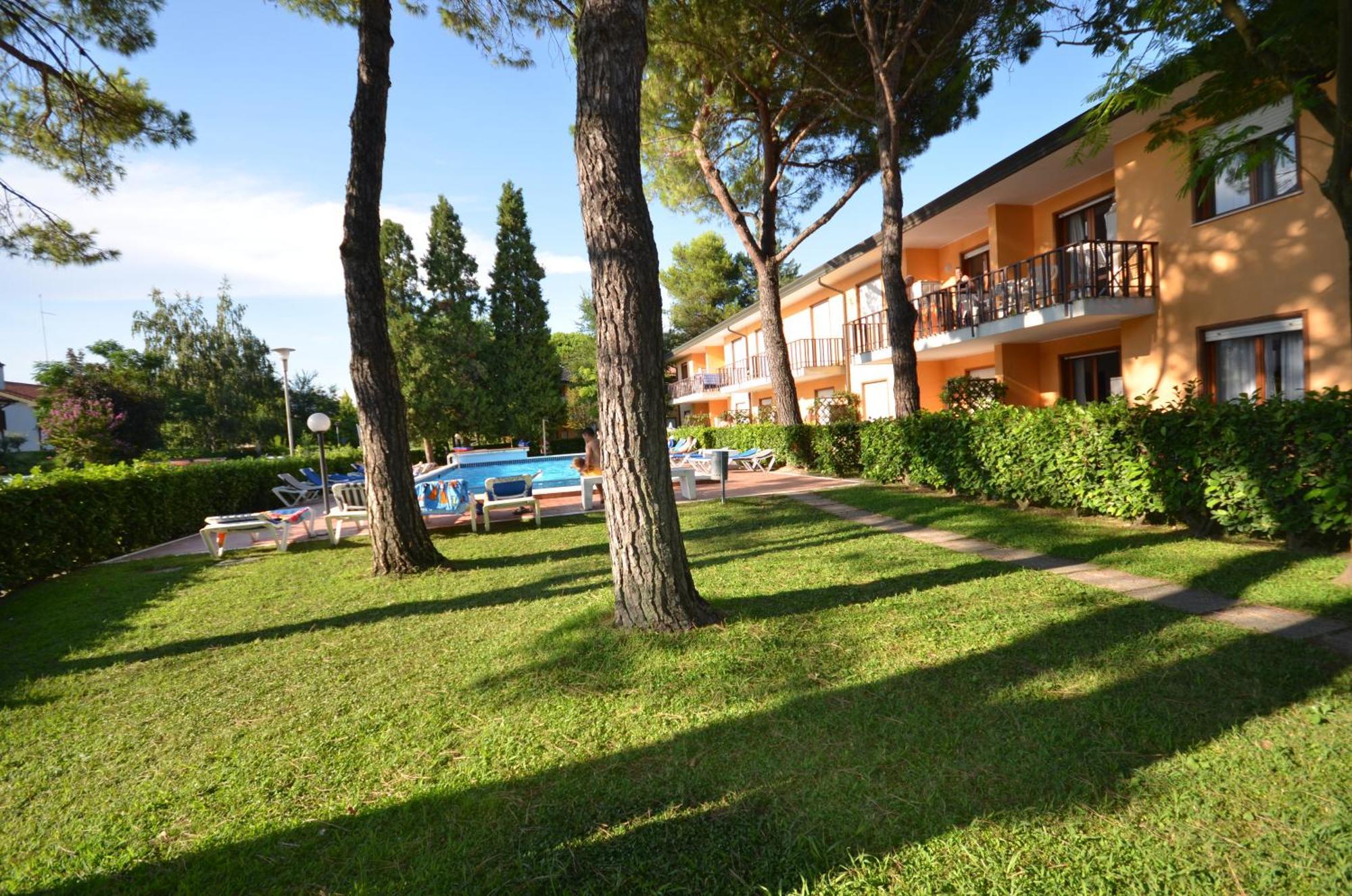 Villaggio Dei Gelsomini Bibione Exterior photo